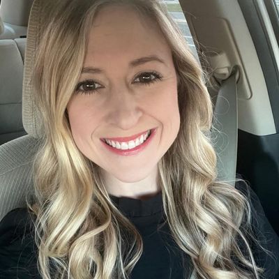 Jennifer, 37