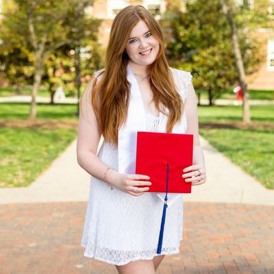 Brynn, 22