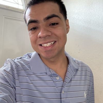 Alexis, 26