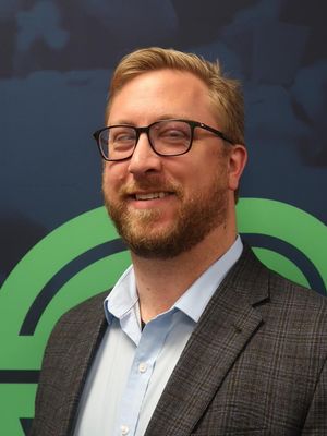Alex, 35
