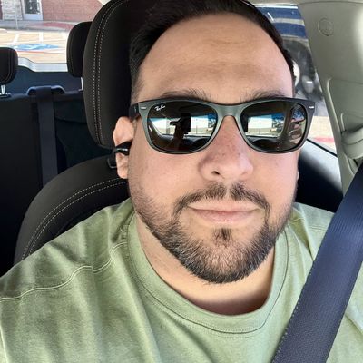 Armando, 40