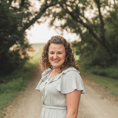 Meaghan, 35