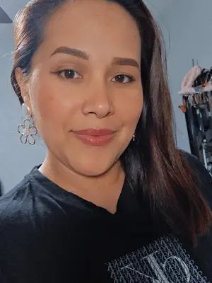 Emma, 38