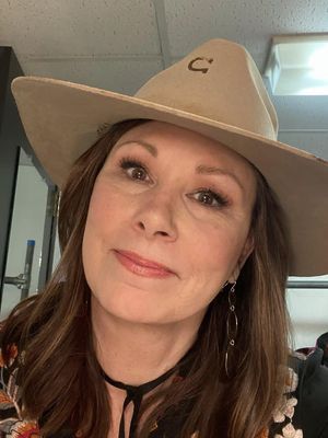 Lucille, 49