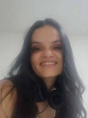 Elizabeth, 39