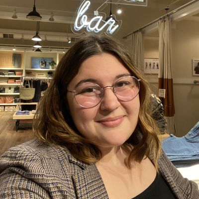Anna, 30