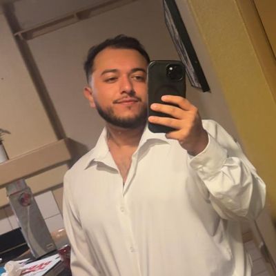 Luis, 25