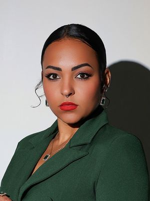 Dayane Fernandes, 35