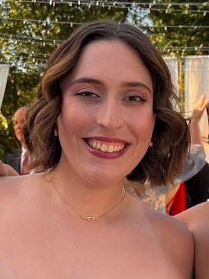 Clare, 27