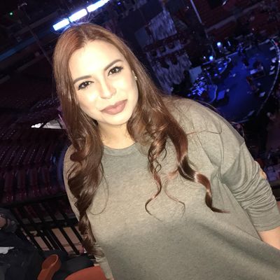 Sela, 41