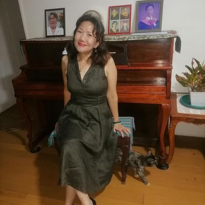Pia, 46
