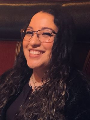 Gabriela, 32