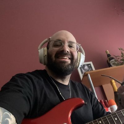Federico, 35
