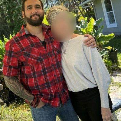 Stephen, 44