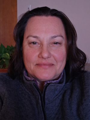 Izabela, 49