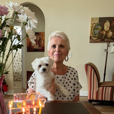 Anita, 80