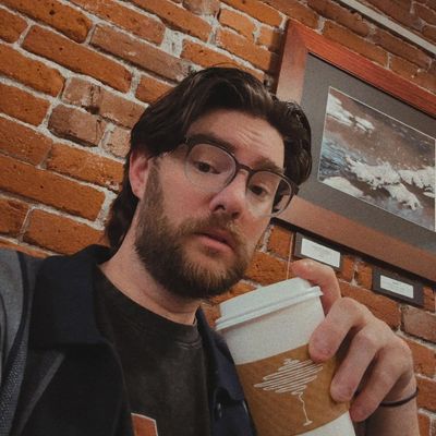 Zack, 33