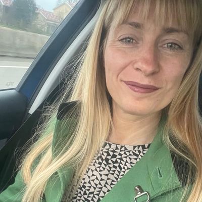 Tatiana, 41