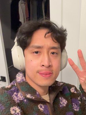 Justin, 27