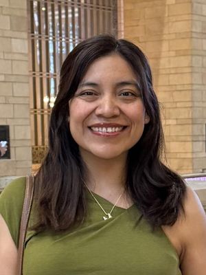 Maudi, 32