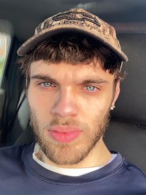 Kenneth, 26