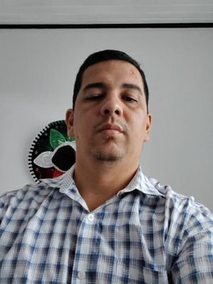 Andres, 40