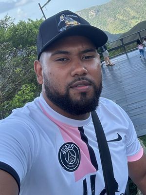 Rey, 24