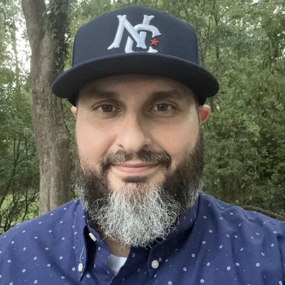 Justin, 43