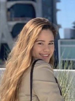 Maria Paula, 28