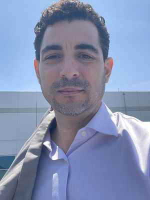 Leo, 41