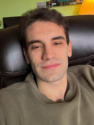 Davey, 26