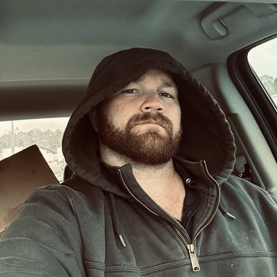 Zach, 31
