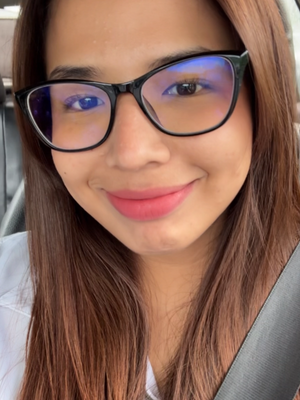 Karla, 24