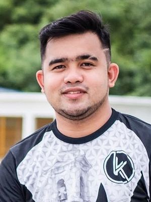 JD, 32
