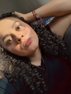 Liss, 33