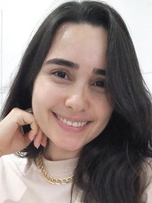 Bruna, 31