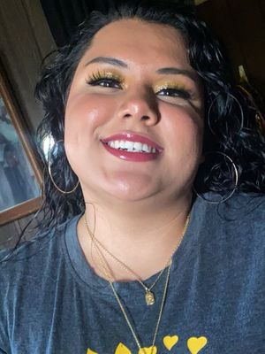 Diana, 27