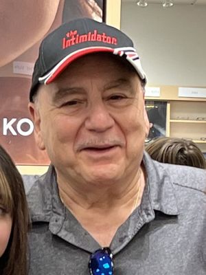 Ed, 77