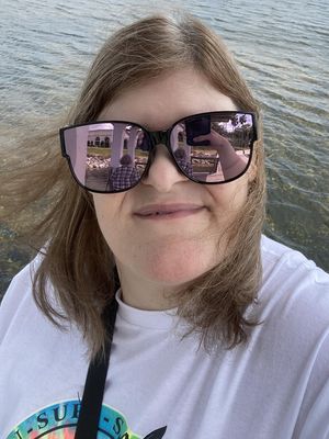 Andrea, 45