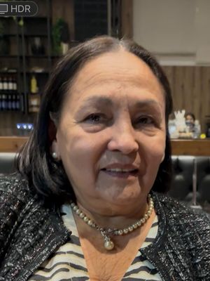 Gladis, 75