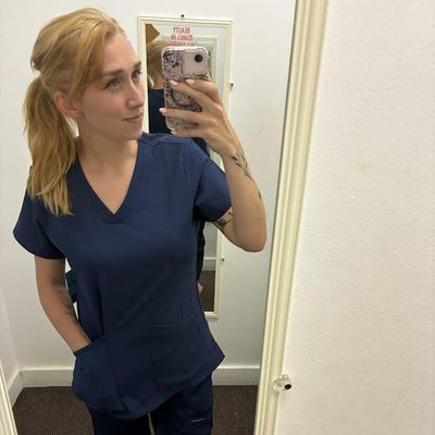 Kate, 29