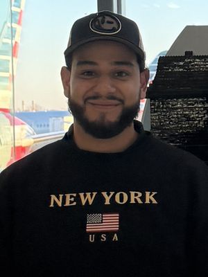 Jose, 28