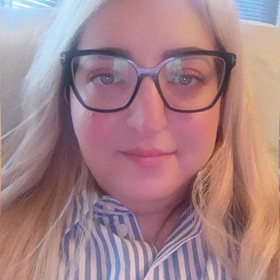 Blanca, 42