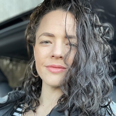 Amy, 37