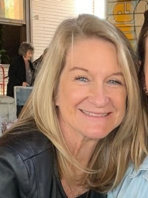 Leanne, 61
