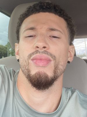 Steven, 26