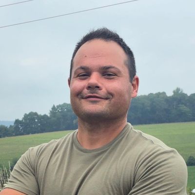 Aaron, 37