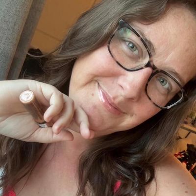 Donna, 53