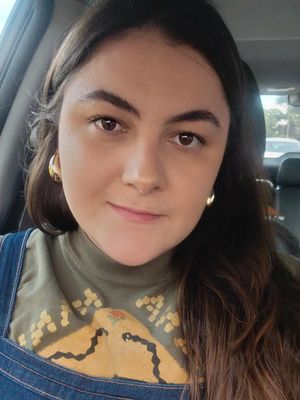 Pamela, 29