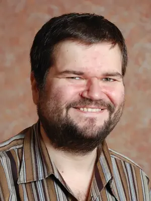 Dan, 34